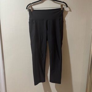 Old Navy Power Soft Black High-Waisted Mid Calf Leggings